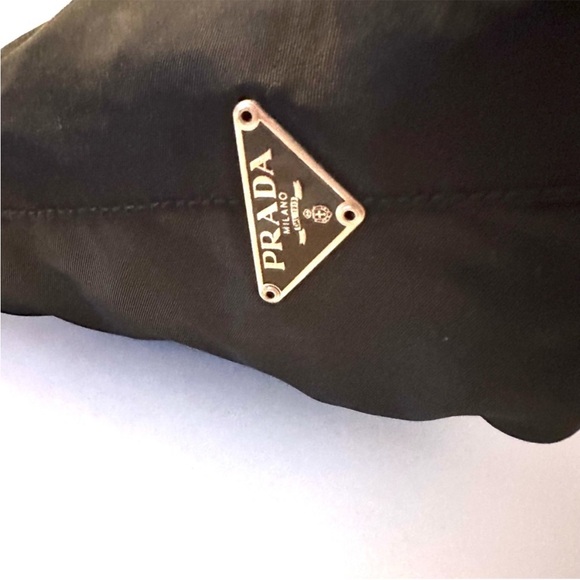 EUC Prada Vintage Cleo Re-Nylon Shoulder Bag - Picture 4 of 7